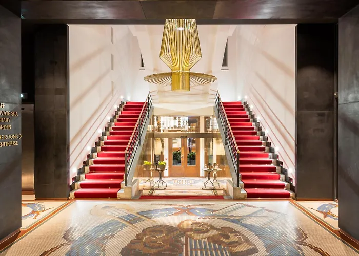 Mosaic House DesignHostel